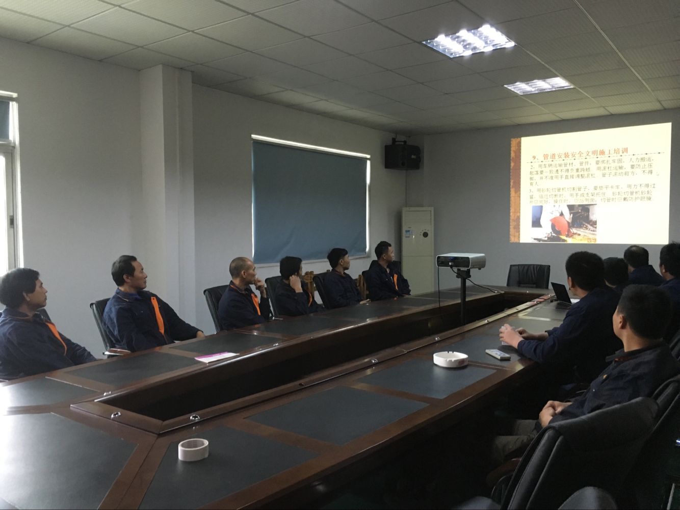 昕龍建設(shè)系統(tǒng)的質(zhì)量與安全培訓(xùn)